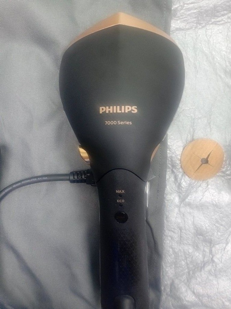 Купить Philips 7000 Series STH7060/80 Б/У