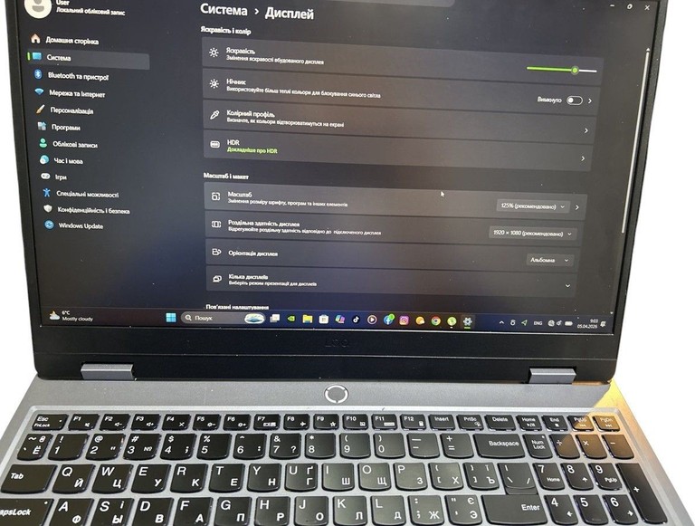 Дешево Lenovo 15/core i5-12450hx ddr5/16gb ddr5/ssd 512 gb/geforce rtx2050 4gb з ломбарду