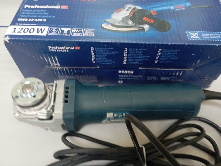 Дешево Bosch gws 12-125 s з ломбарду