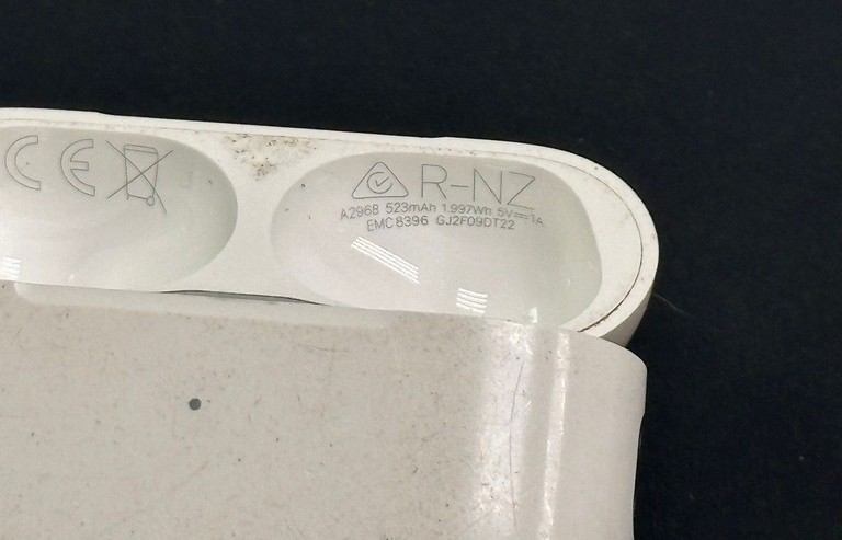 Apple airpods pro 2nd generation with magsafe charging case usb-c Код:01-201007237. Зображення 6