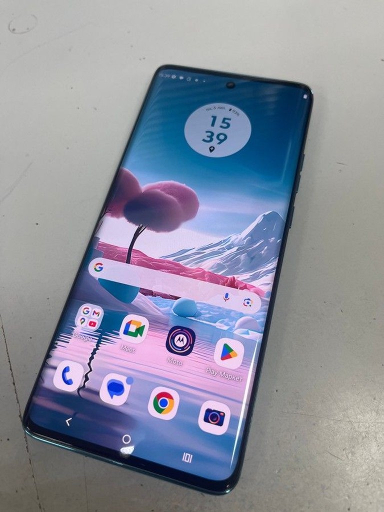 Купити Motorola edge 40 neo 12/256gb Б/У