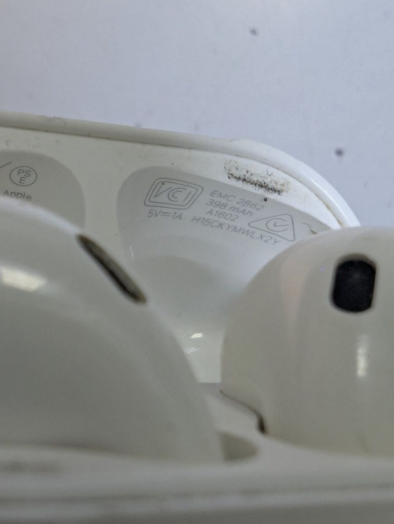 Дешево Apple airpods 2nd generation a1602, a2031, a2032 з ломбарду