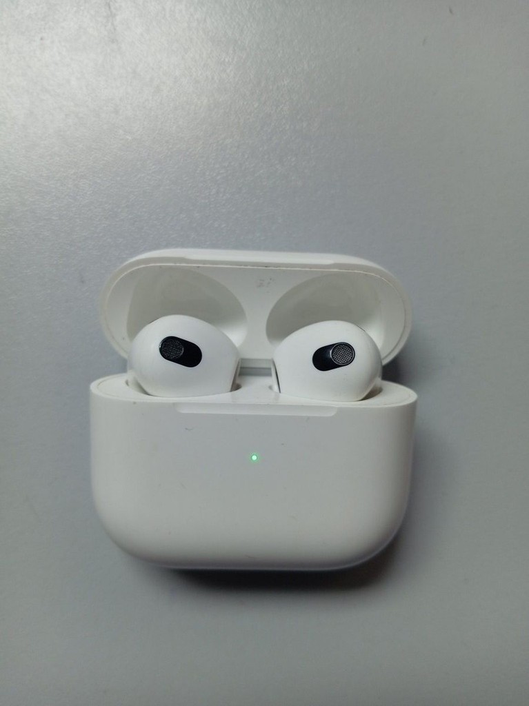 Купити Apple airpods 3rd generation Б/У