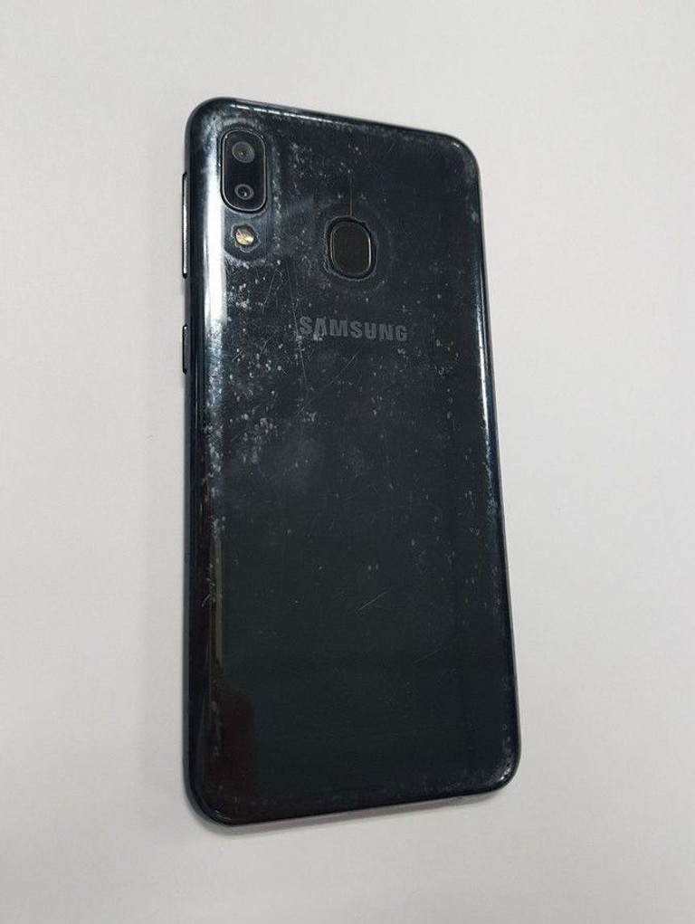 Купити Samsung galaxy a20e sm-a202f 3/32gb Б/У