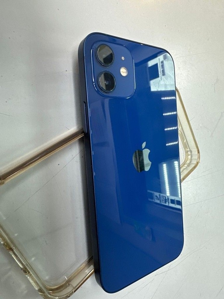 Apple iPhone 12 64GB (PRODUCT)RED Код:01-201015658. Зображення 6