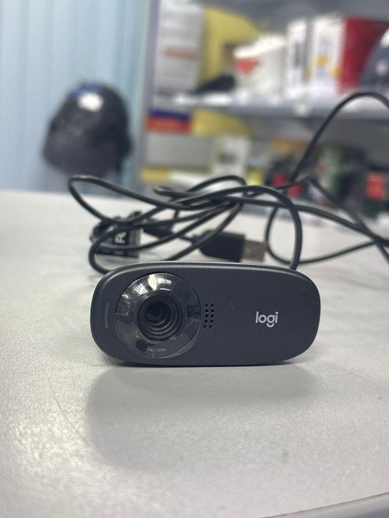 Дешево Logitech webcam c310 з ломбарду