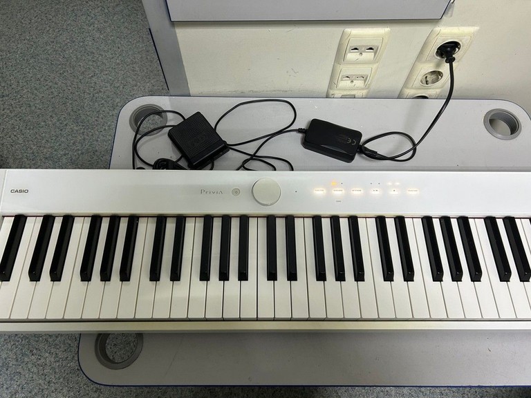 Оголошення Casio PX-S1100 Б/У