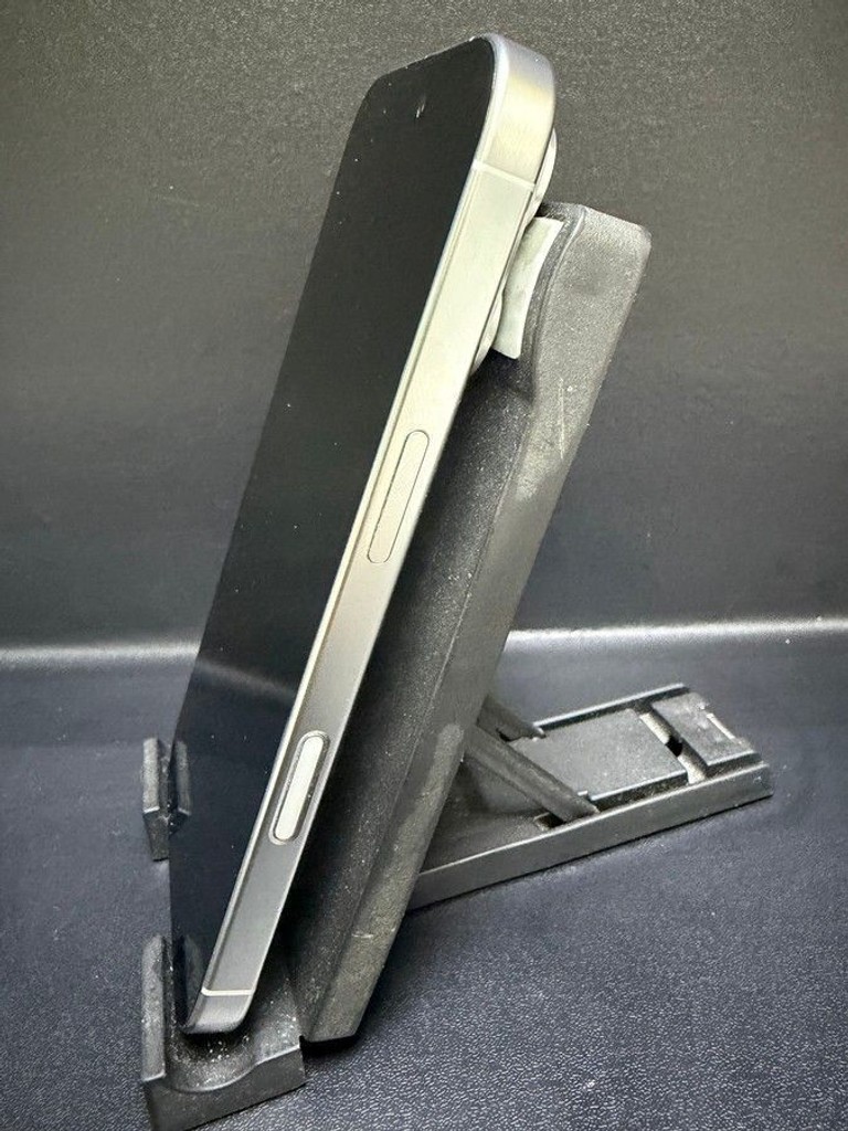 Apple iphone 16 pro 128gb Код:01-201064823. Зображення 7