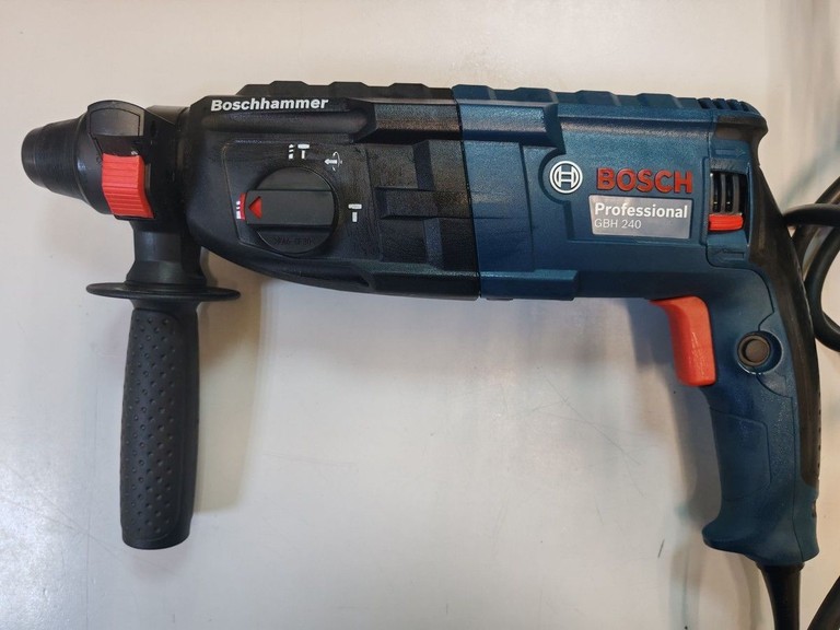 Розпродаж Bosch gbh 240, продавець Техноскарб