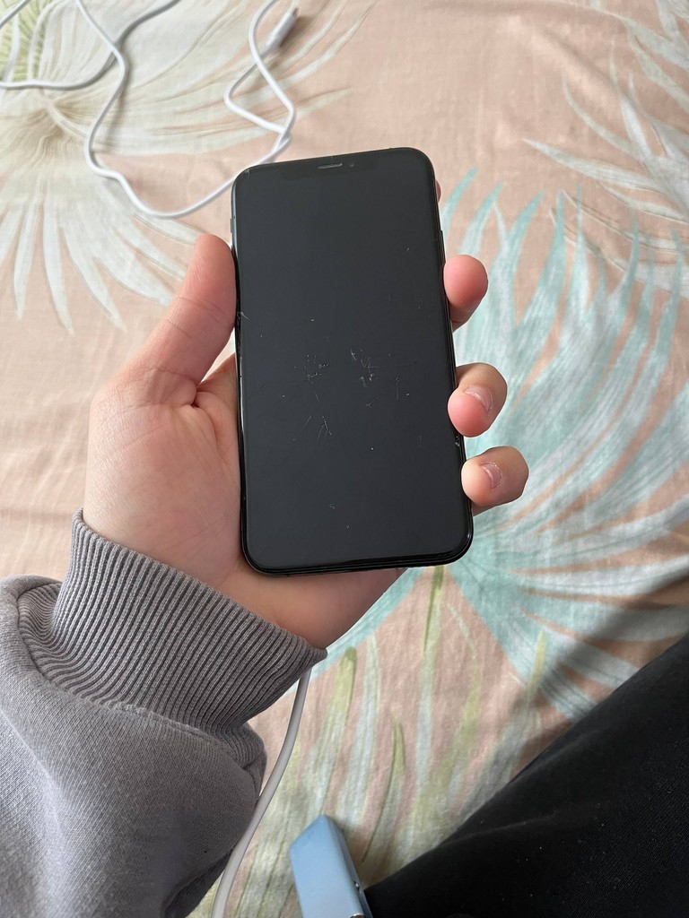 Дешиво Apple iPhone XS 64GB Space Gray (MT9E2) с ломбарда