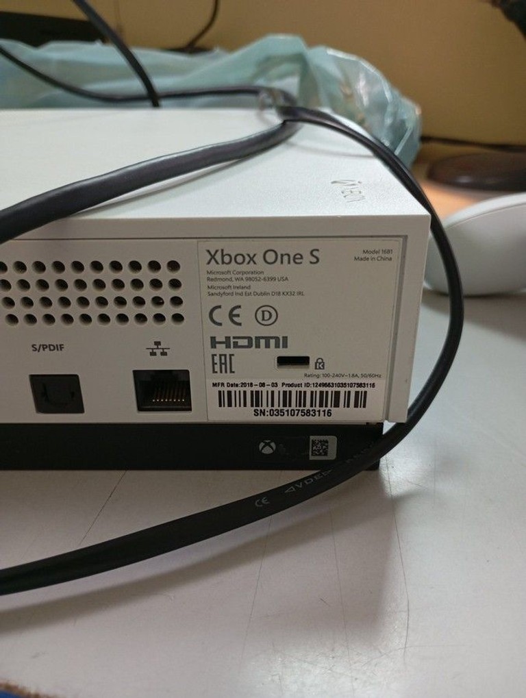 Объявление Microsoft Xbox One S 1TB Б/У