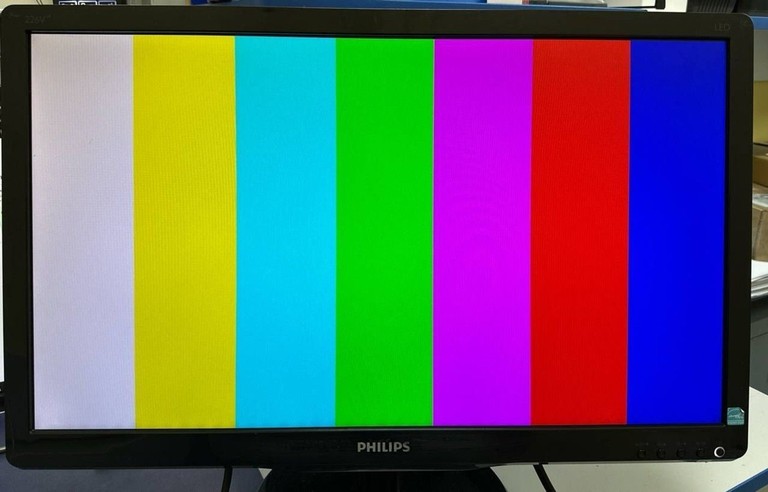 Дешиво Philips 226v4l с ломбарда