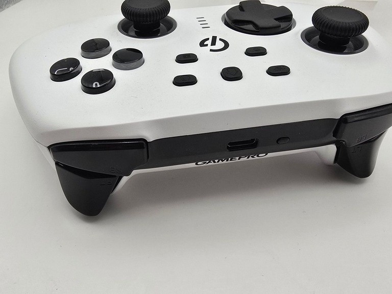Дешево Gamepro GPX13W White з ломбарду