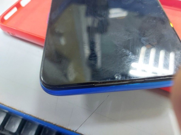 Купити Realme 5 3/64gb Б/У