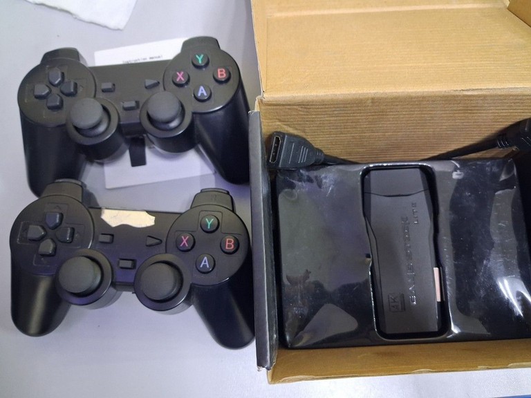 M8 mini game stick 4k hdmi Код:01-201166794. Изображение 7
