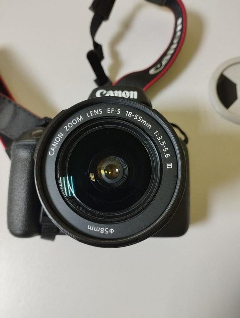 Canon eos 4000d + ef-s 18-55 1:3.5-5.6 iii Код:01-201175428. Изображение 6