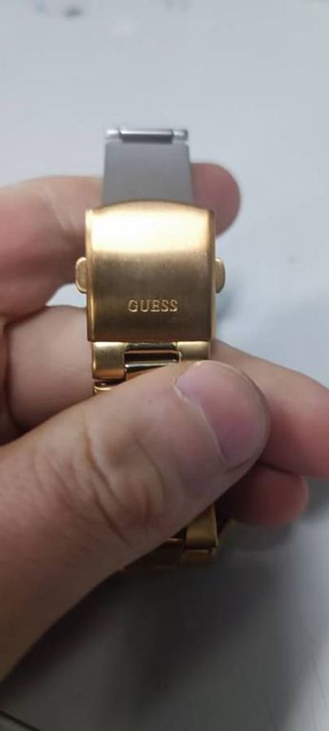 GUESS W14553L1