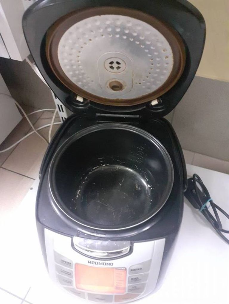 Купить Redmond RMC-M70 Black Б/У