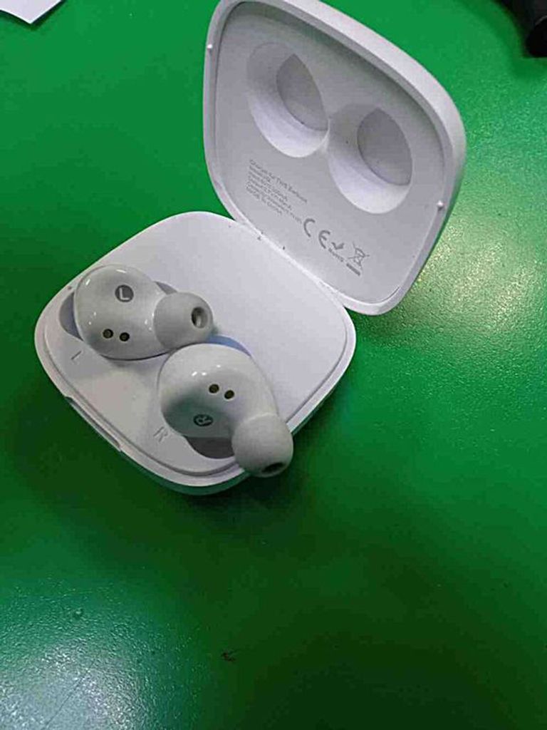 Дешево Tecno Hipods H2 White (4895180756405) з ломбарду