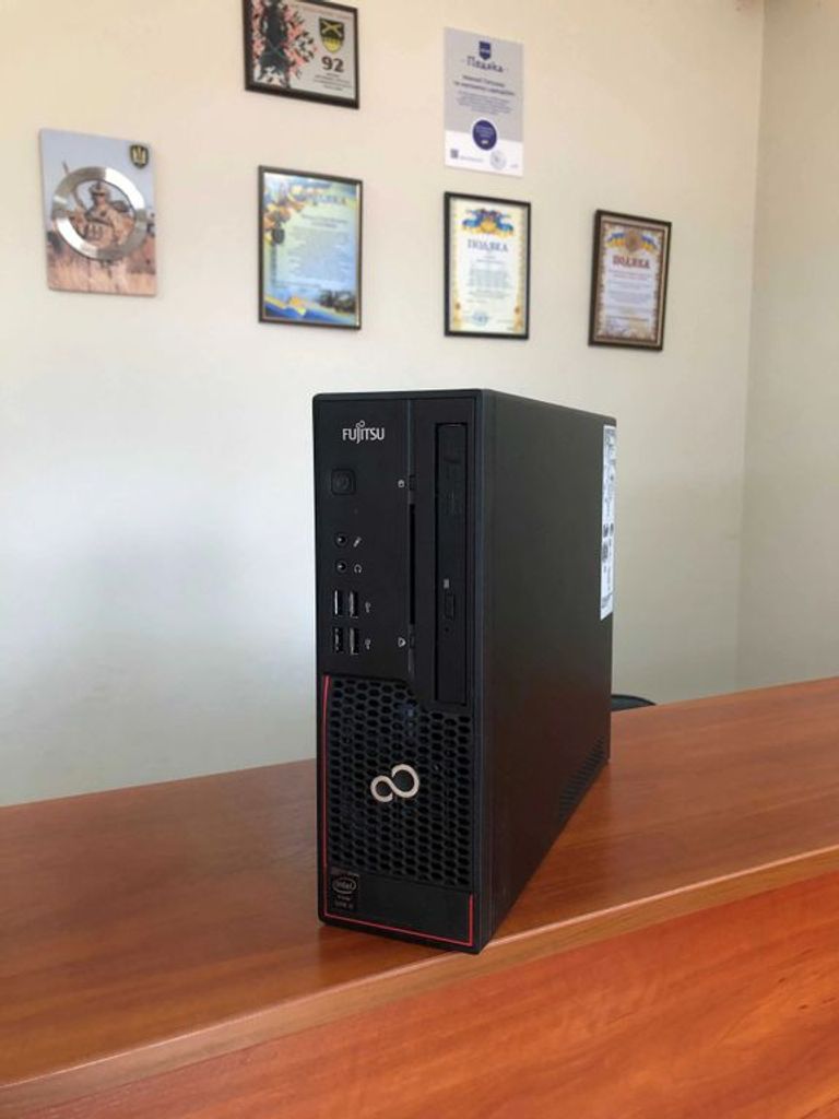 Fujitsu Esprimo C720 /SFF/ i5-4570/8GB/256GB/Гарантія Код:null. Изображение 4