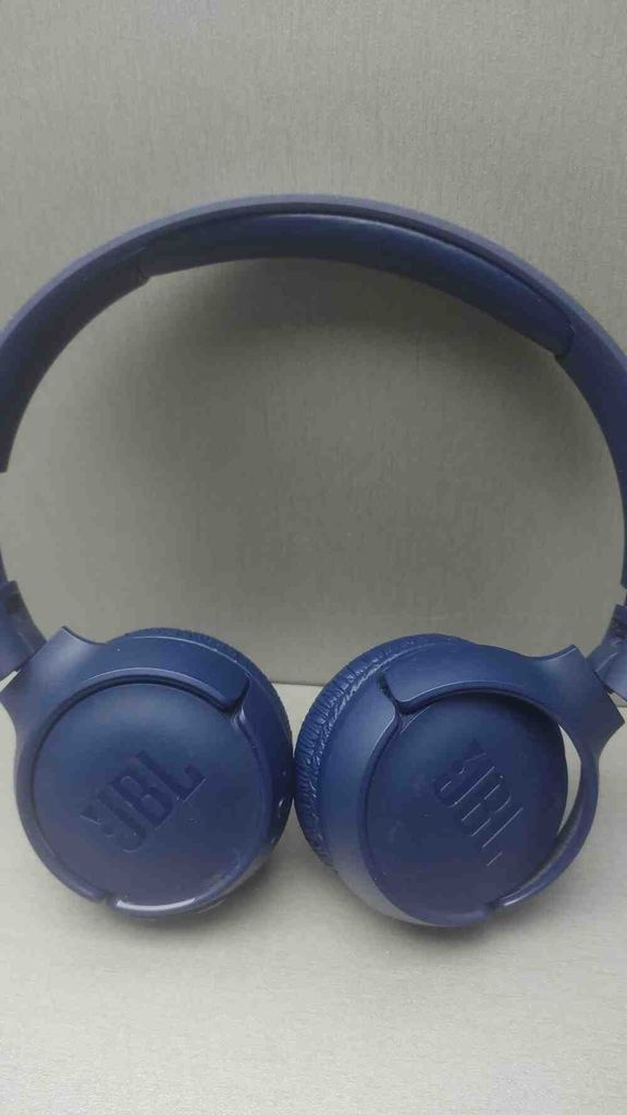 Дешиво JBL Tune 510BT (JBLT510BTBLK) с ломбарда