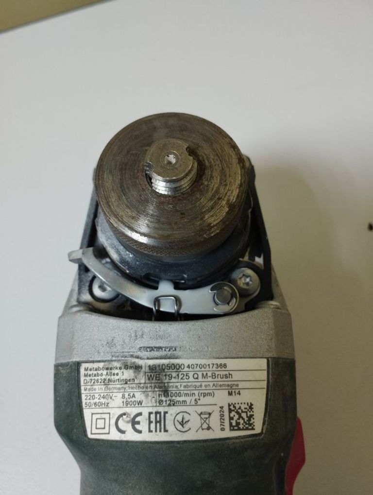 Купити Metabo we 19-125 q m-brush Б/У