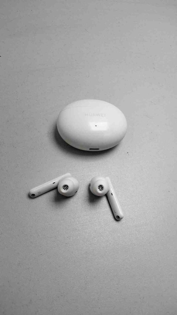 Дешиво Huawei freebuds 4i с ломбарда