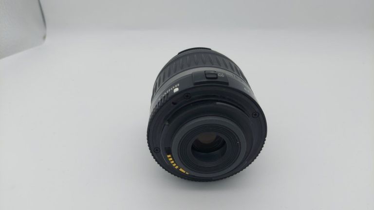 Дешиво Canon ef-s 18-55mm f/3.5-5.6 is ii с ломбарда