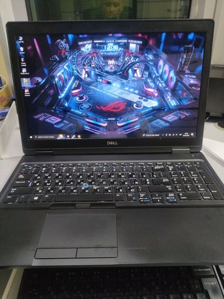 Купить Dell 15/core i7 8650u ddr3/8gb ddr3/hdd *відсутній/ssd 128 gb/*інтегрована Б/У