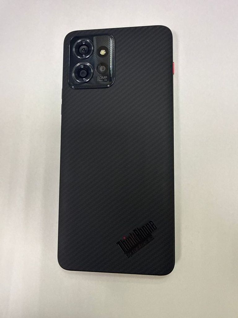 Розпродаж Motorola ThinkPhone 8/256GB Carbon Black (PAWN0018), продавець Техноскарб