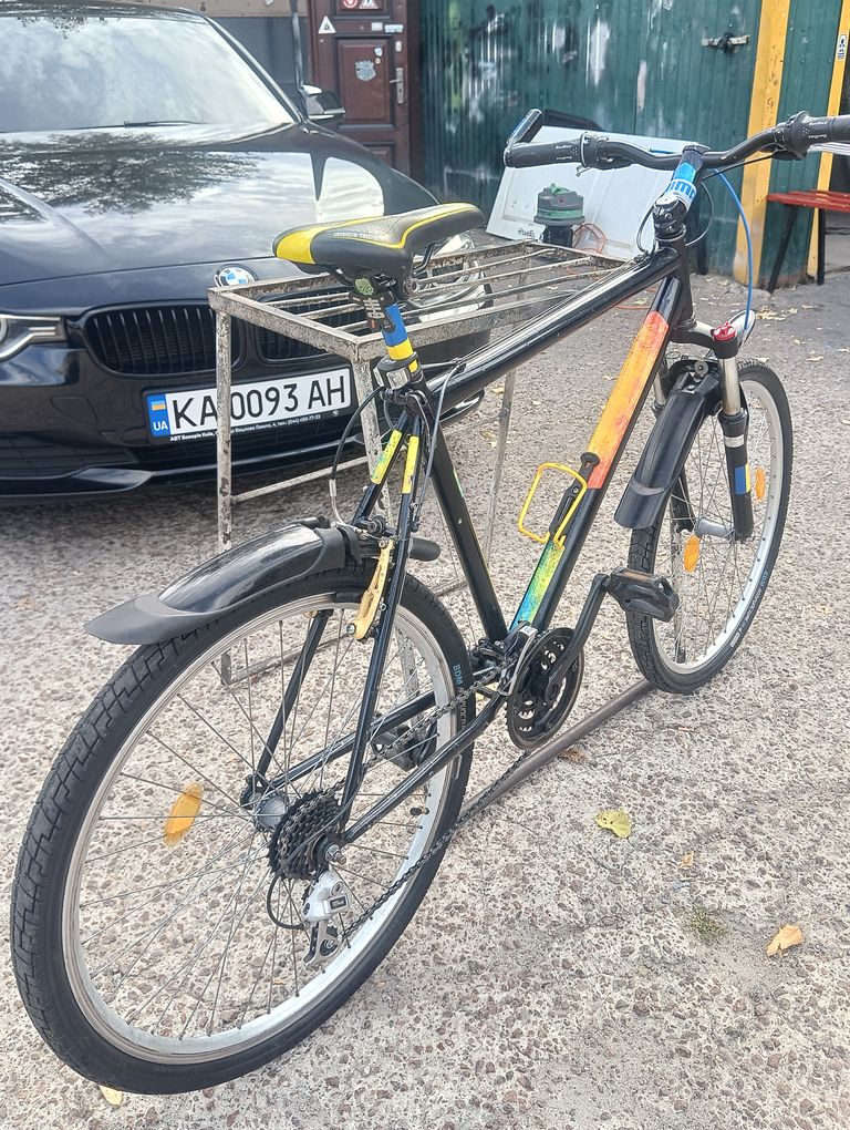 Бергамот,стальная рама покупался в техноскарбе на борщаге,есть чек,с него осталась только рама а так почти все новое ставилось Код:null. Изображение 4