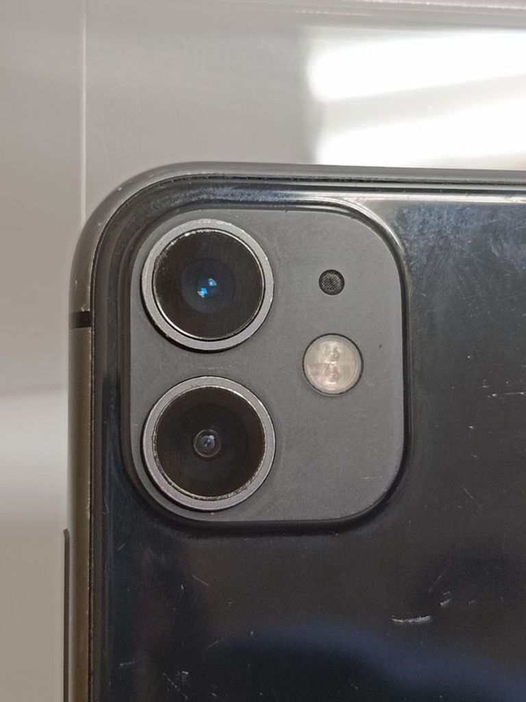 Apple iPhone 11 64GB White (MWL82) Код:01-200770548. Зображення 8