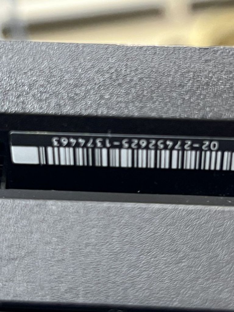 Купить Sony PlayStation 4 Pro (PS4 Pro) 1TB Black (9773412) Б/У