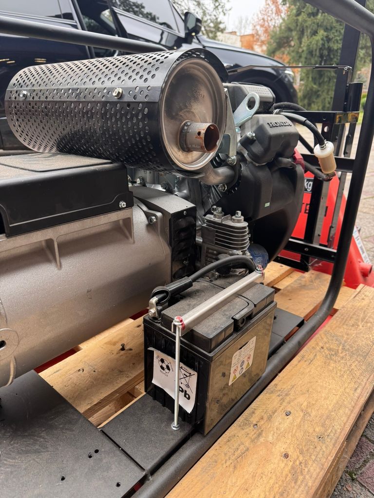 Купити Europower EP10000E Б/У