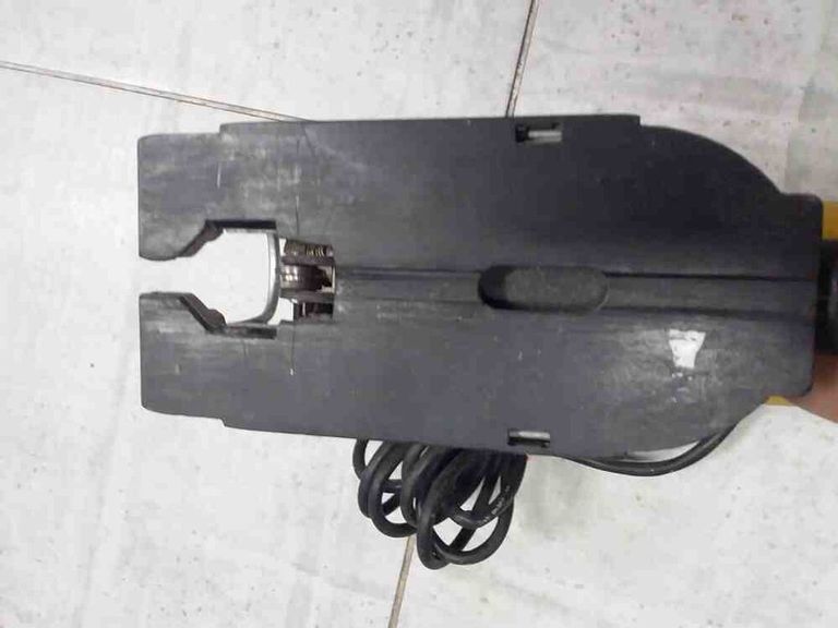 Оголошення Dewalt DW331K Б/У