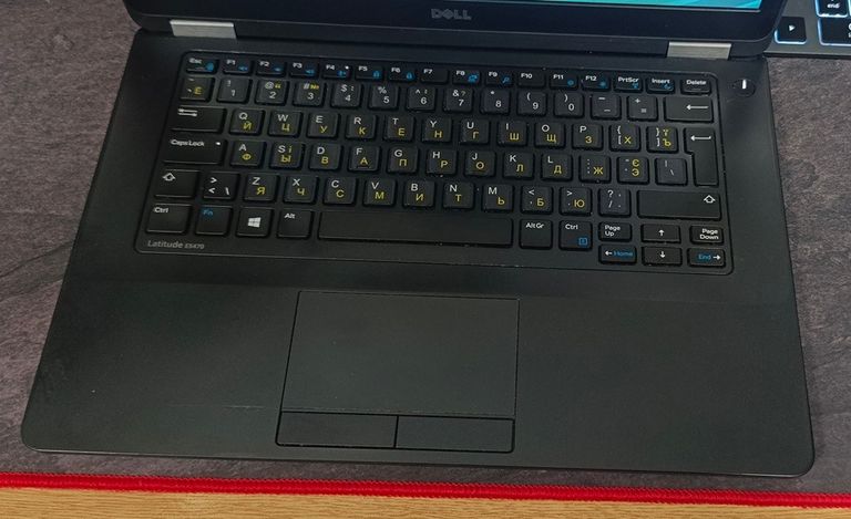 Дешево Ноутбук Dell Latitude E5470 Intel Core i5 / DDR4 8GB / 256GB SSD з ломбарду