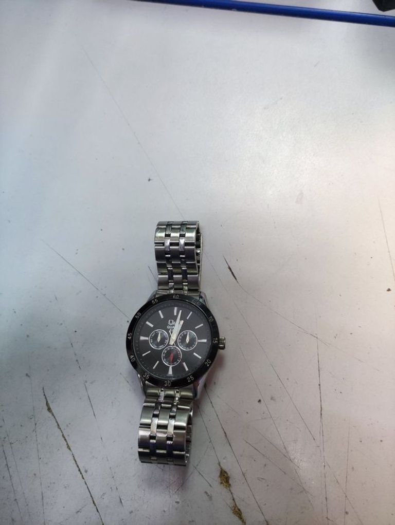 Оголошення Q&Q ce02j402y Б/У