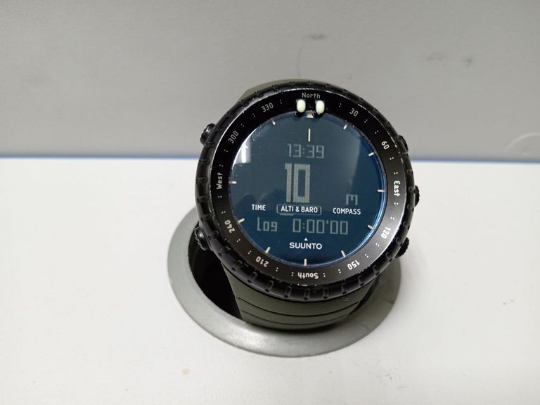 Купить Suunto core Б/У