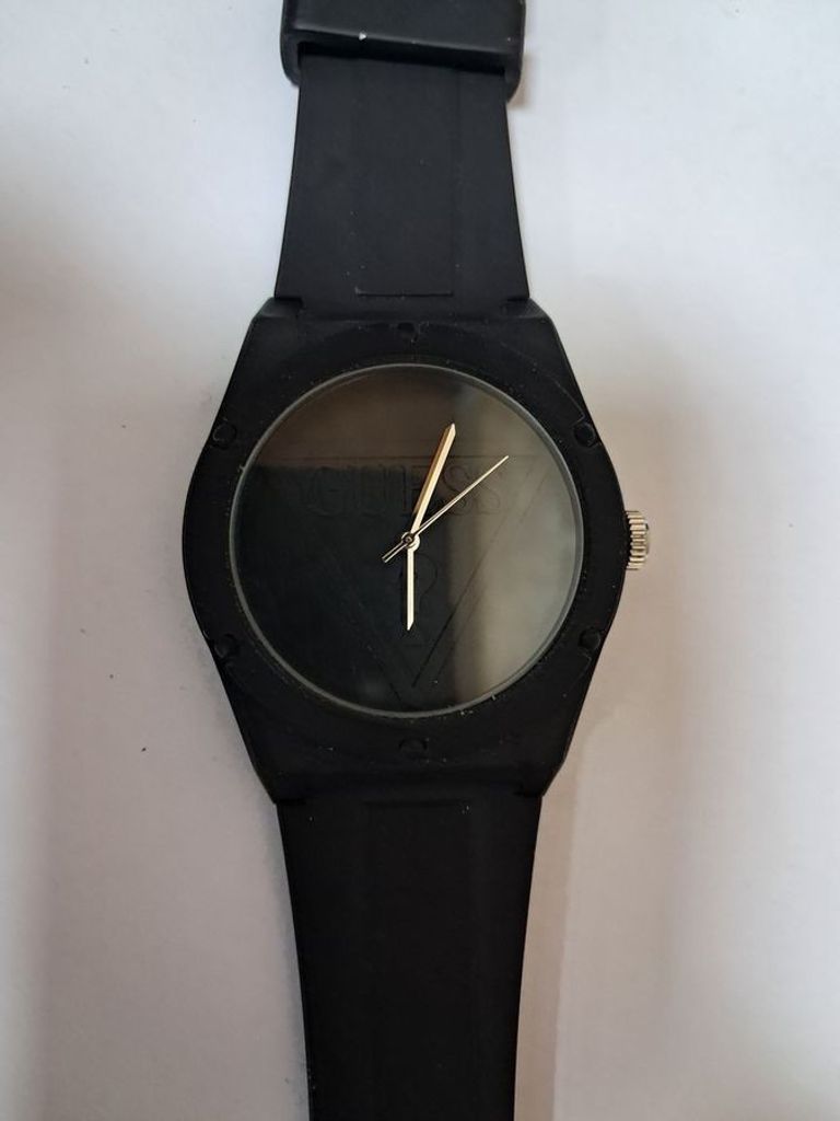 Дешиво Guess u0979l1 с ломбарда