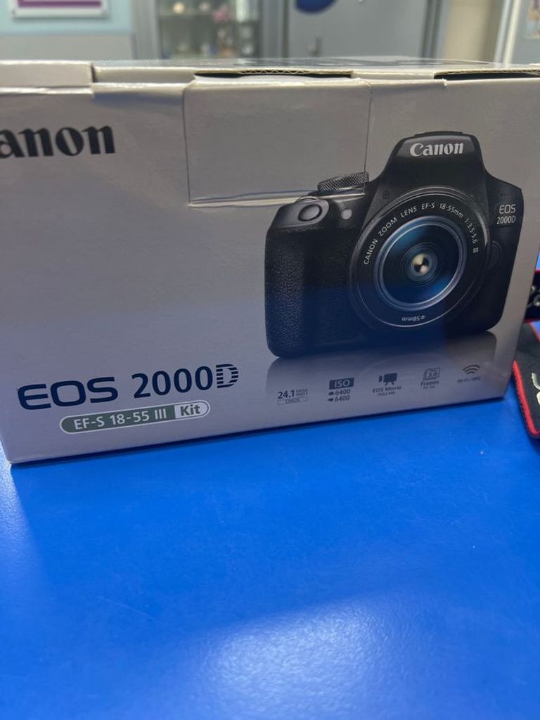 Canon eos 2000d kit ef-s 18-55mm f/3.5-5.6 iii Код:01-200803970. Изображение 11