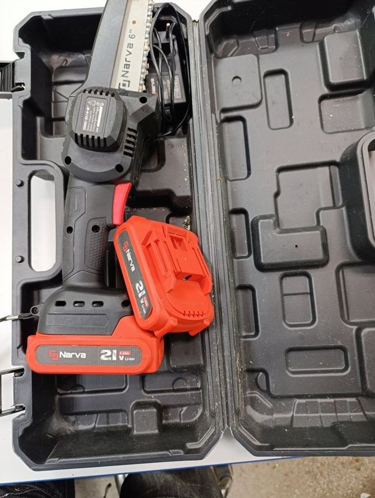 Дешево Narva ncs-21-10bl 2акб 4ah зп з ломбарду