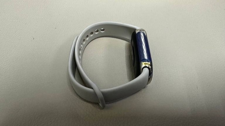 Xiaomi Mi Smart Band 8 Gold (BHR7161CN) Код:18-000093545. Изображение 5