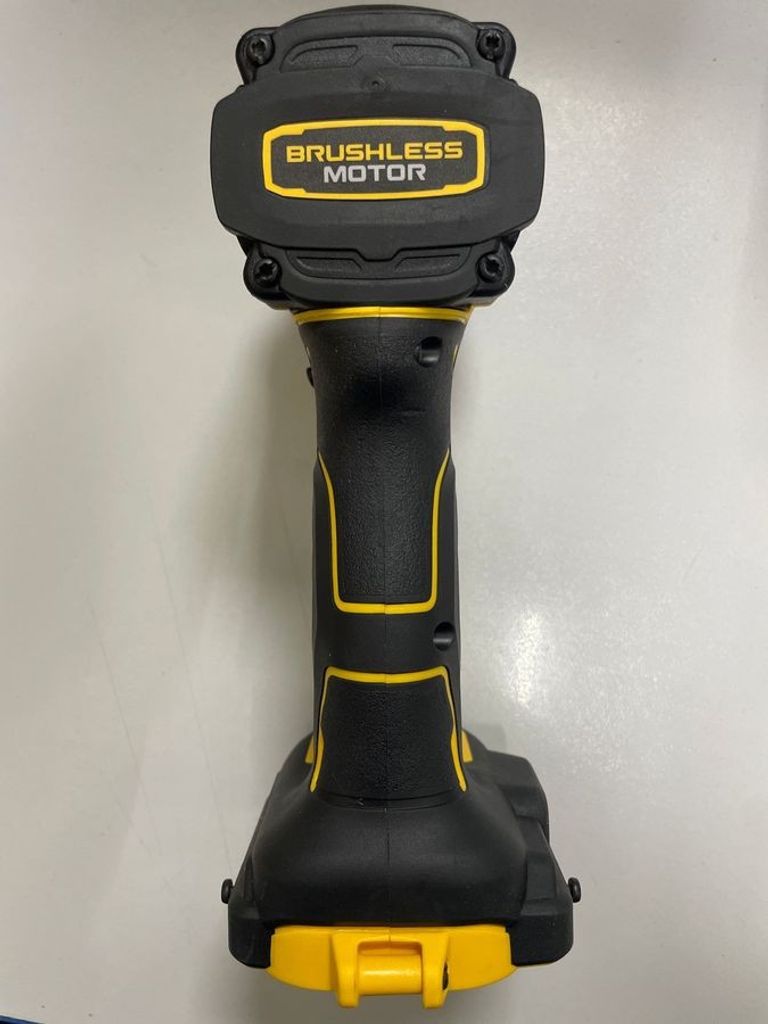 Дешиво Dewalt DCF850N с ломбарда