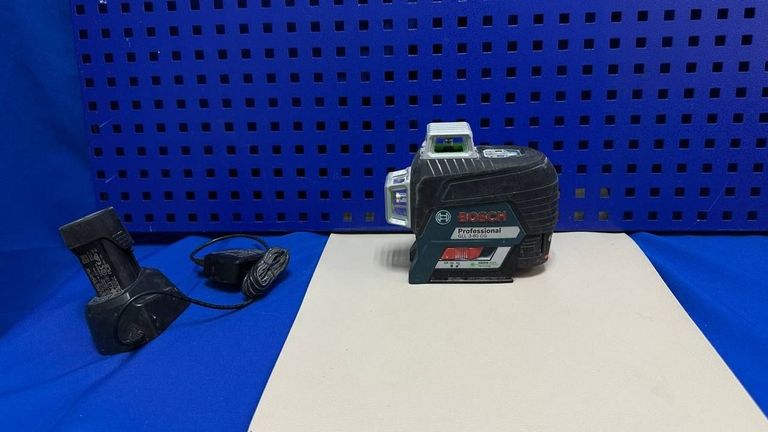 Оголошення Bosch gll 3-80 cg professional Б/У