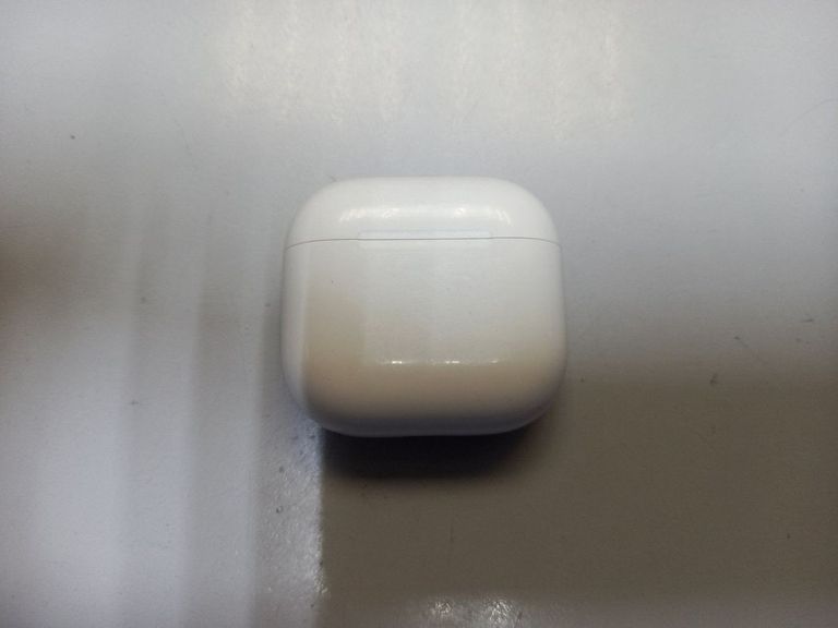 Купити Apple airpods 4 Б/У