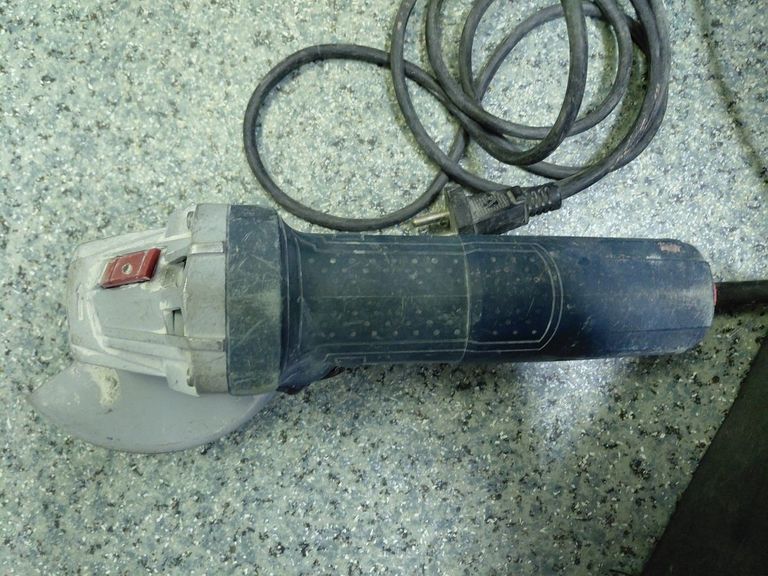 Оголошення Bosch gws 750 s Б/У