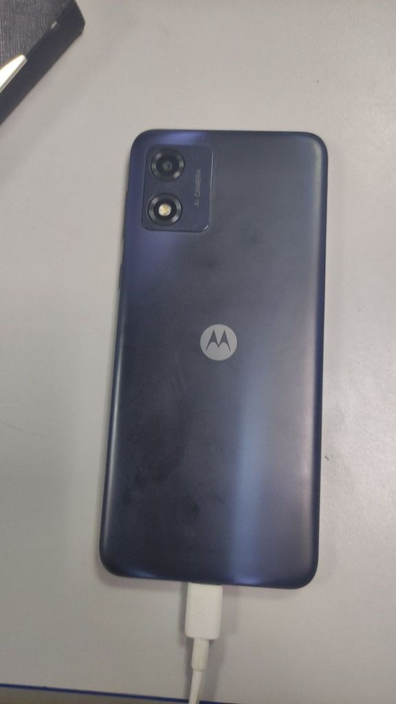 Розпродаж Motorola moto e13 8/128gb xt2345-3, продавець Техноскарб
