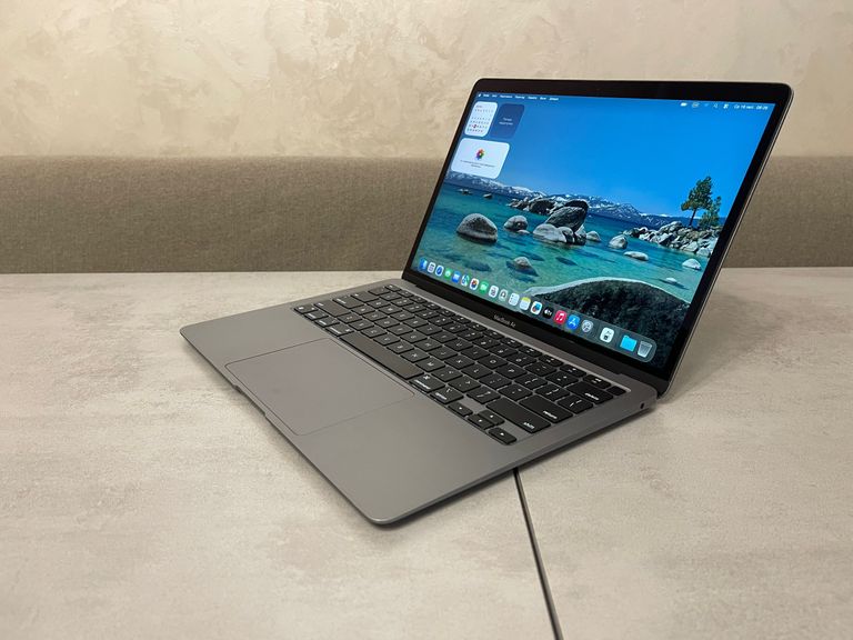 Объявление Apple MacBook Air A2337 2020 Б/У