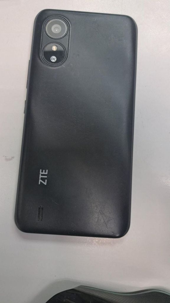 Дешиво Zte Blade L220 1/32GB Black с ломбарда