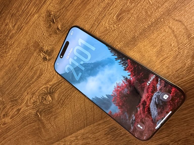 Купить Apple iphone 16 pro max 256gb Б/У